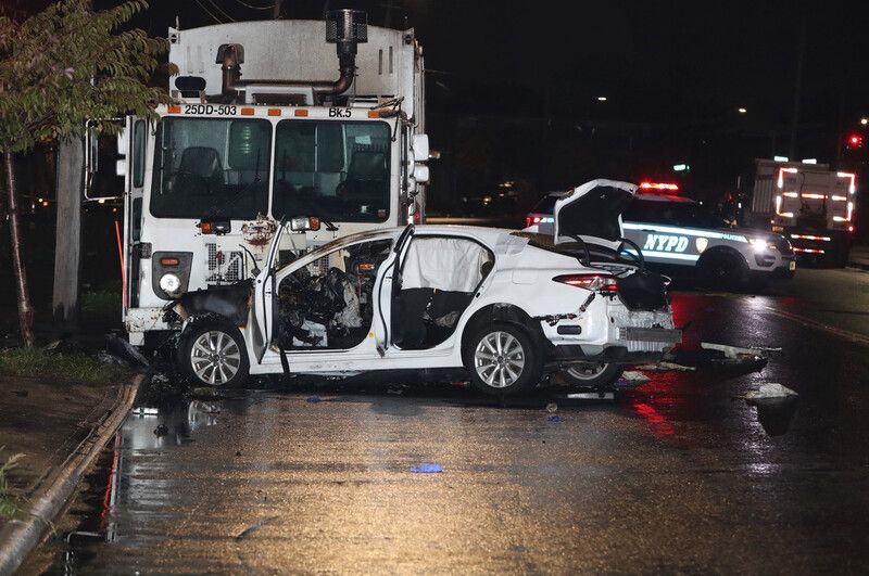 Foto de accidente de coche contra camión